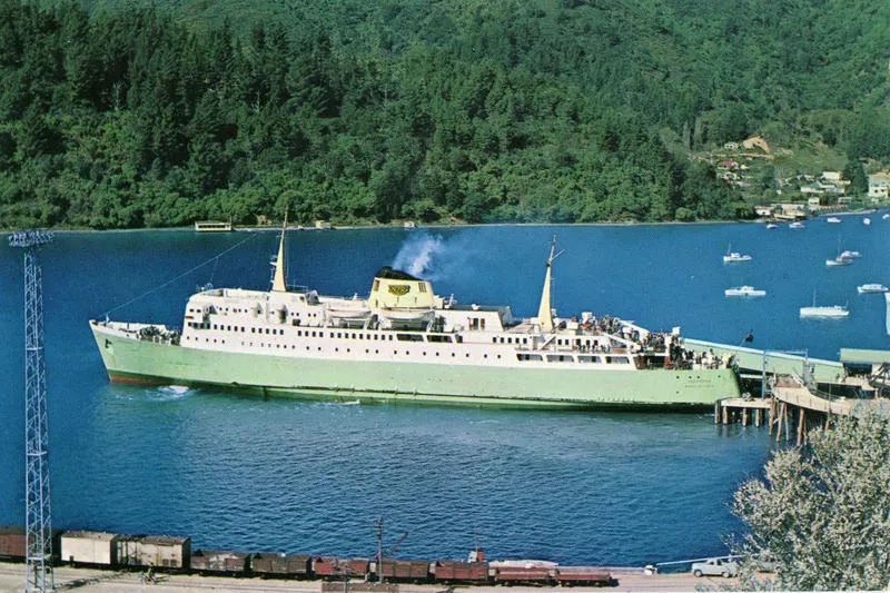 Postcard: Cook Strait Rail-Road Ferry GMV ARAMOANA