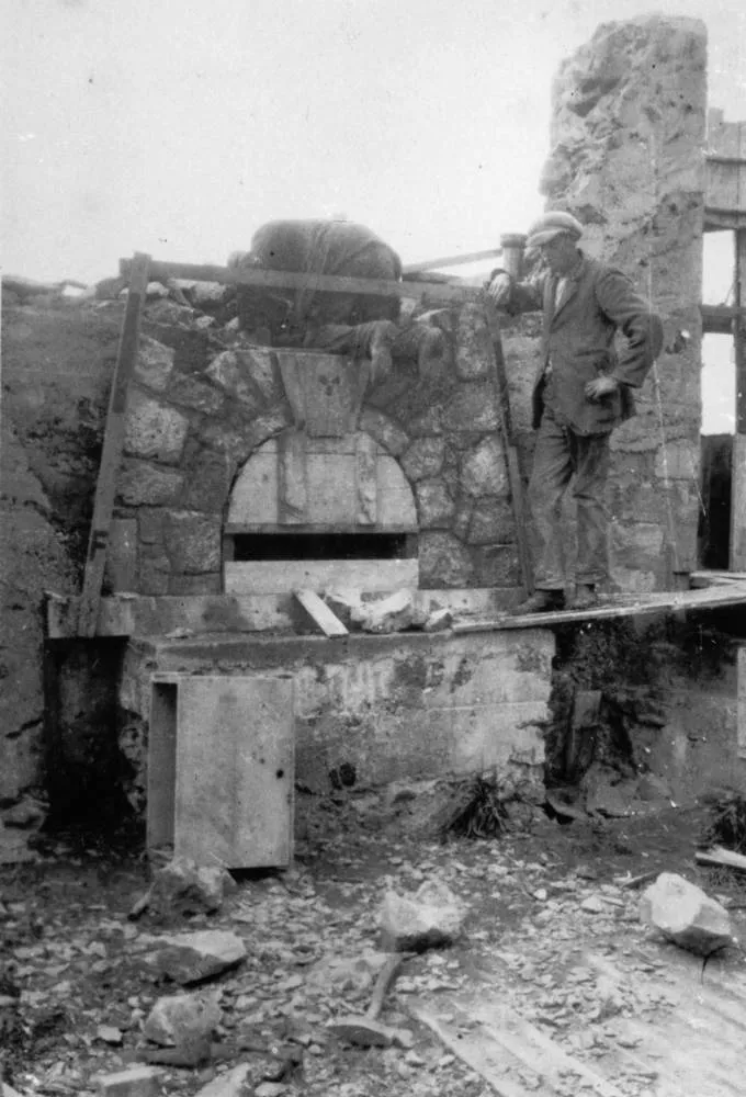 Merksworth, Algie's Castle, Thorne Bay, Takapuna, 1925