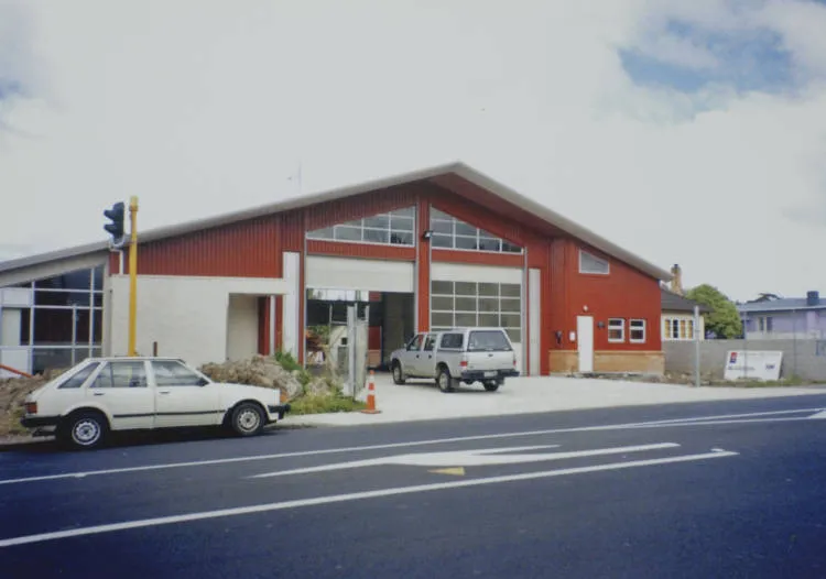 The new Manurewa fire station, 2003.