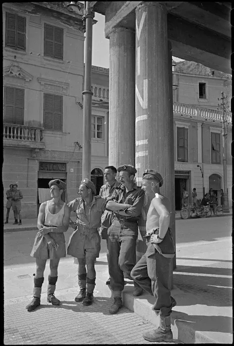 New Zealanders in the town of Sora, Italy, World War II - Photograph taken by George Kaye