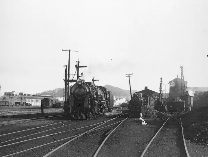 New Zealand Railways locomotive K 900, and an Ab class locomotive at Thorndon, Wellington, 1932-1933
