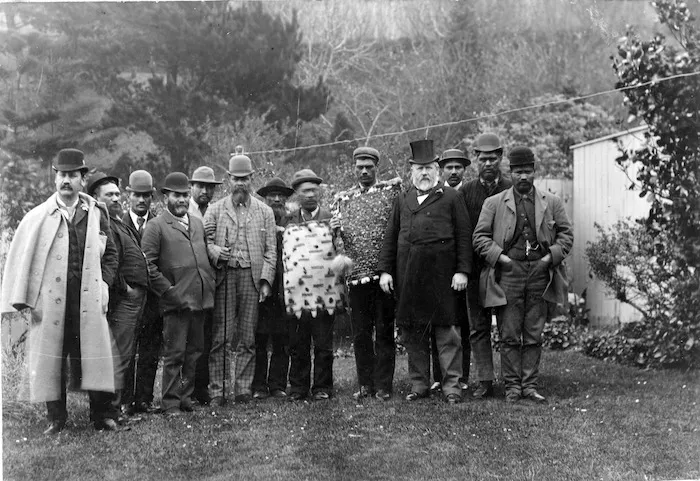 Deputation of Urewera chiefs to Richard John Seddon, at the Ministerial Residence, Molesworth Street, Wellington