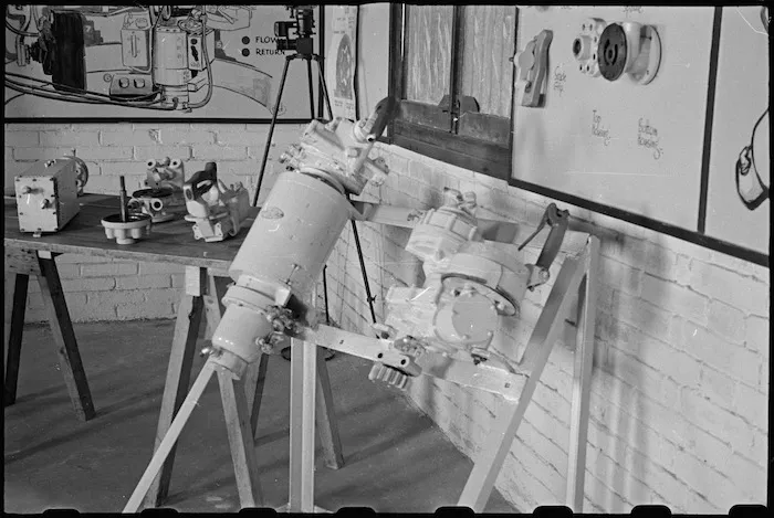 Model of a Logansport Power Traverse at the NZ Armoured Training School, Egypt, World War II - Photograph taken by George Bull