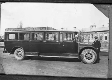 Image: Hampden to Oamaru Motor Service Bus