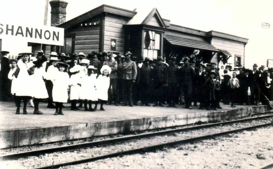 Farewell to troops for the Boer War at Shannon Station, c.1900