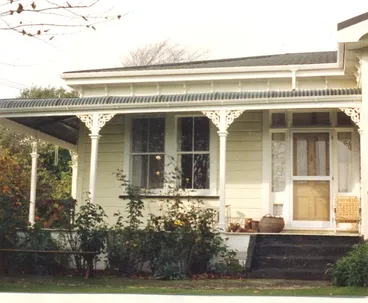 Image: Manakau Private Houses - A Country Villa