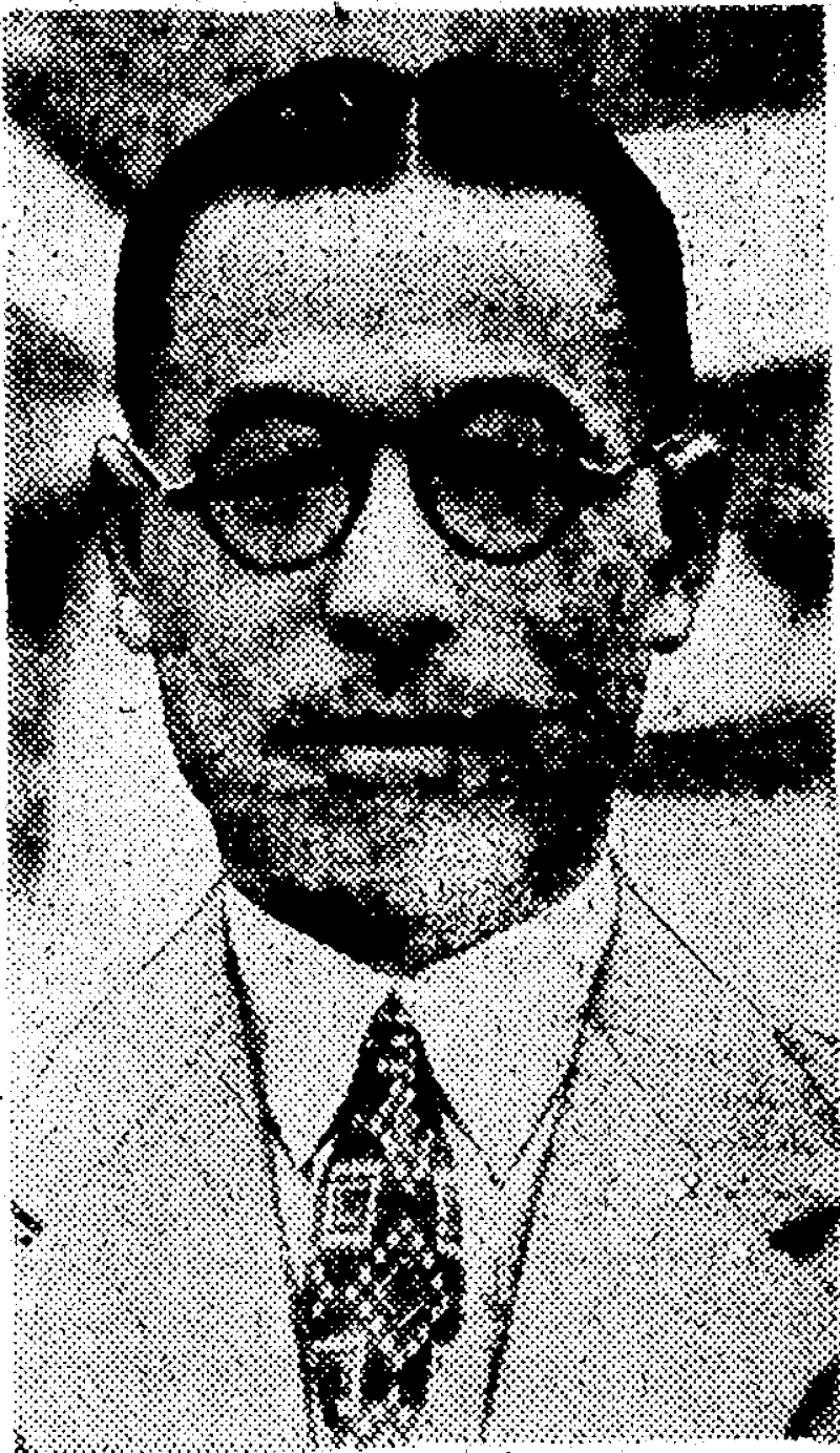 Evening Post" Photo. Mr. T. Asakawa,'head of > the wool department of a large Japanese firm, ■ who is spending several weeks, in .the Dominion-ascertaining the -prospects' for-the coming .: , ; wool season.. ";■ . ; (Evening Post, 02 November 1937)