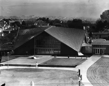 Image: [NZ AK - Mt Albert. War Memorial Hall, Mt Albert]