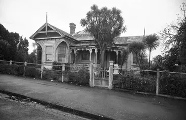 Image: 38 Ōrākei Road, Remuera, 1964