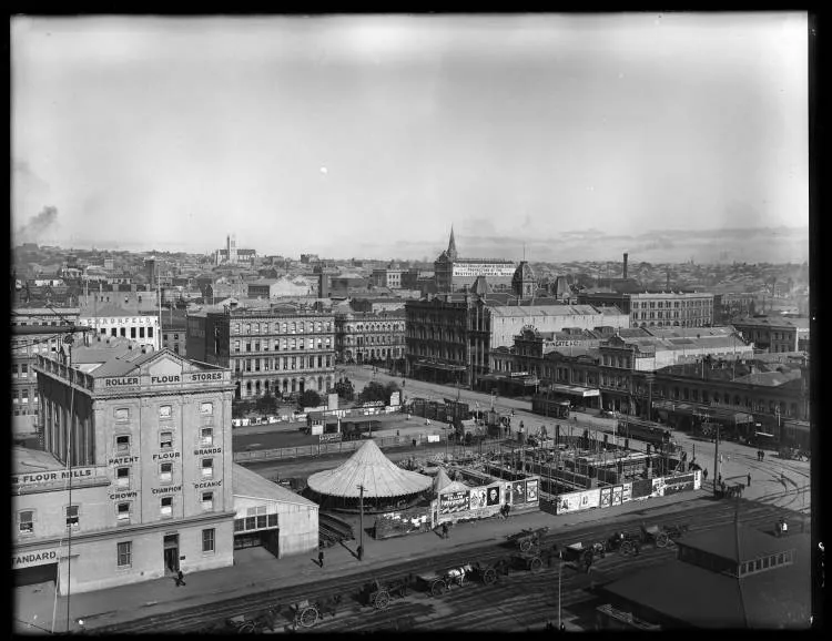 Queen Street and Quay Street, Auckland Central, 1905