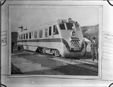 Image: "Aotea", Leyland rail motor, RM 30 (Rail motor no 30)