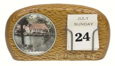 Image: Calendar, Desk