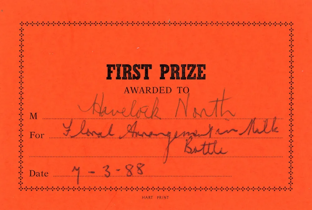 WDFF Certificate: Floral Arrangement in Milk Bottle