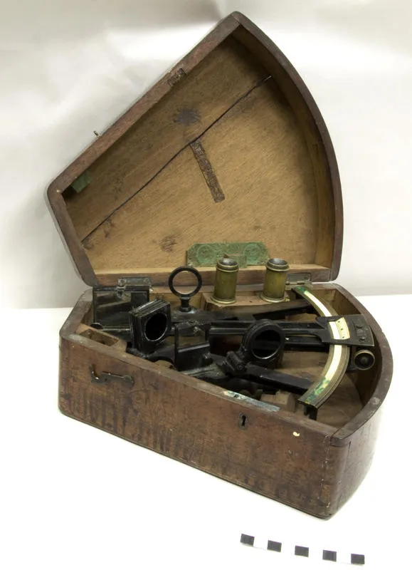 Sextant