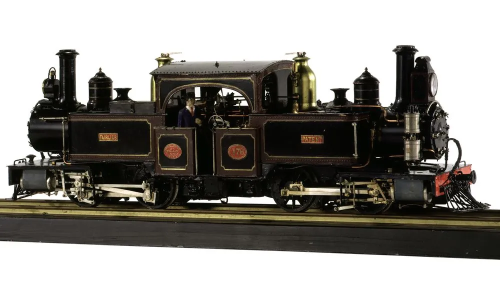 Model steam locomotive