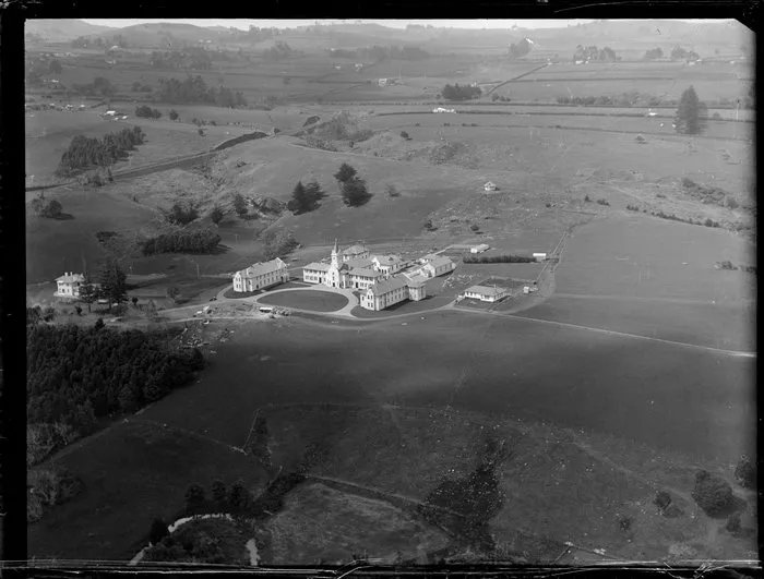St Stephens College, Bombay, Auckland