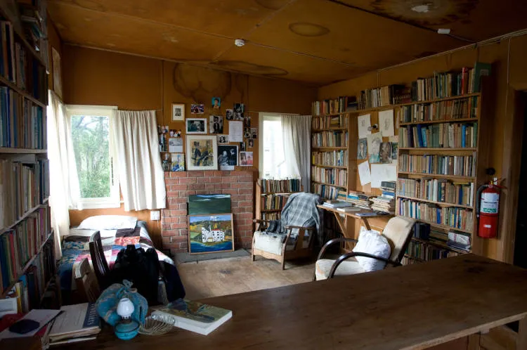 Interior, Frank Sargeson's house, Takapuna