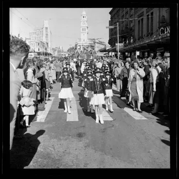 Image: Cavalcade of Progress, Queen Street, Auckland Central, 1959