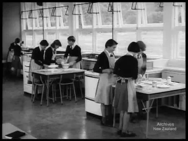 Image: Pictorial Parade No. 66 (1957)