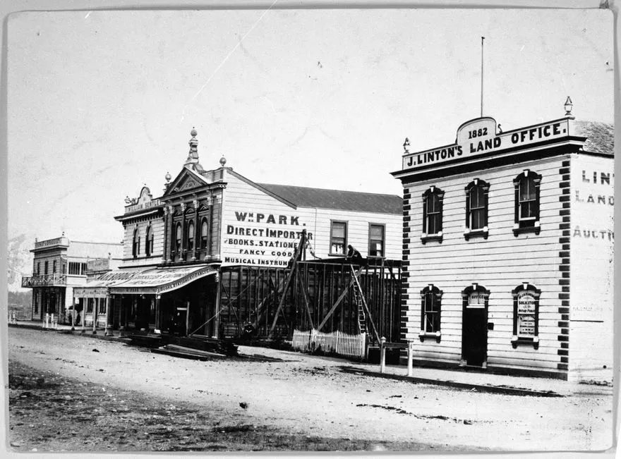 Construction of R Leary's Chemist, The Square