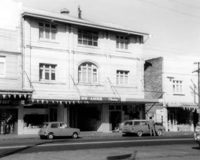 Deluxe Cinema, Mt Albert.