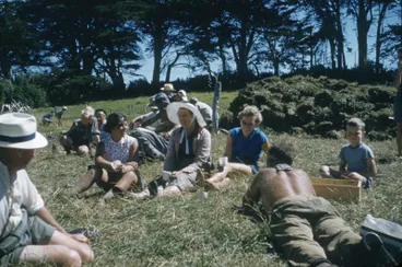 Image: Olsson swamp excavation, lunch time, Waitara