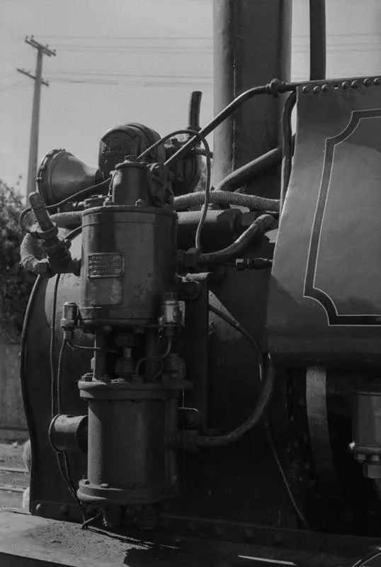 Photograph of locomotive F 163