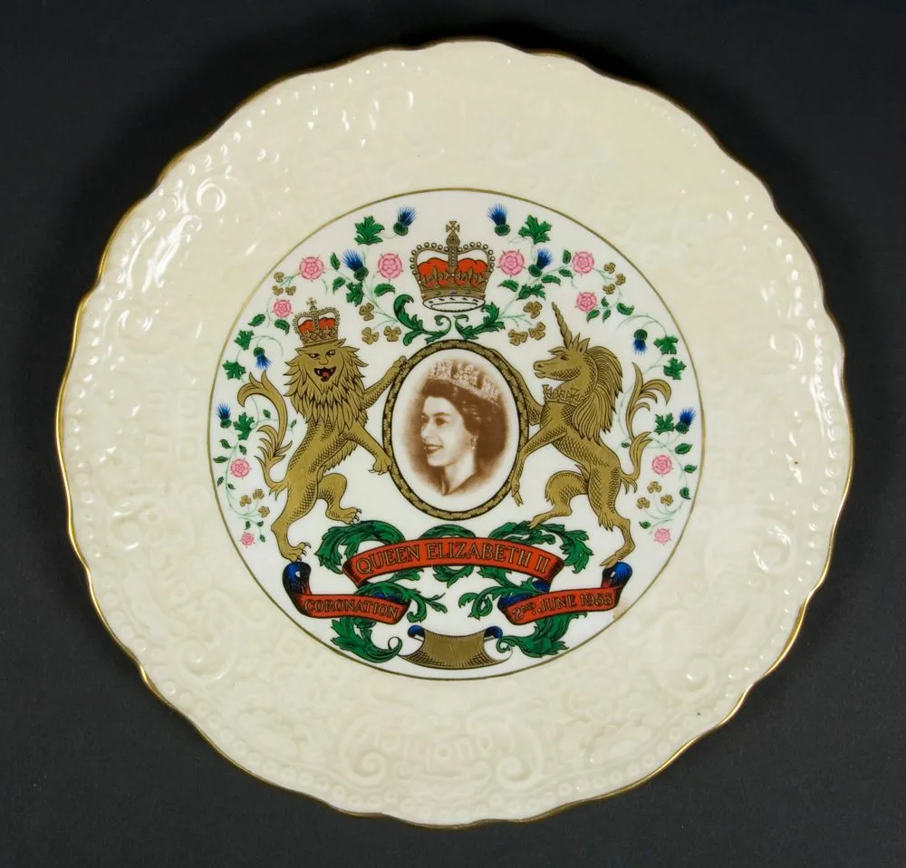 Commemorative plates