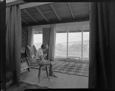 Image: Young girl, Beard family [Susan?]