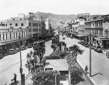 Image: Courtenay Place, Wellington
