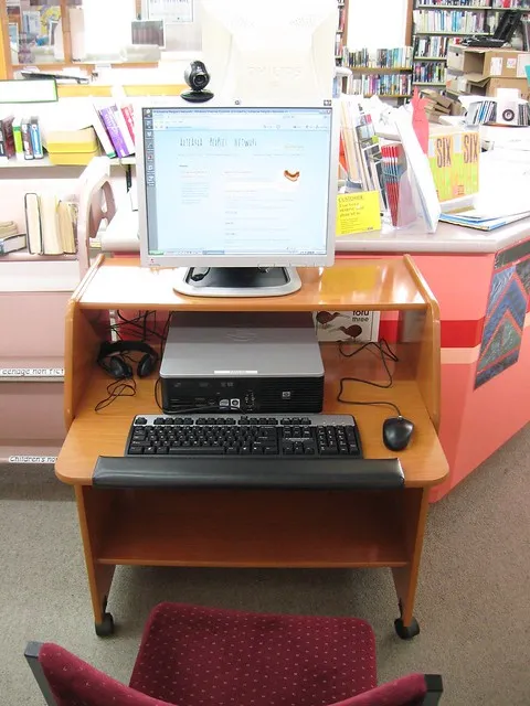 Fairlie Library public computer