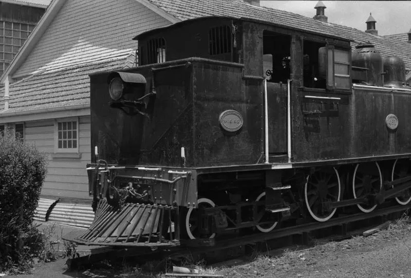Photograph of locomotive WW 491