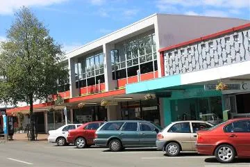 Shops on the east side of Queen Street, Masterton : digital image