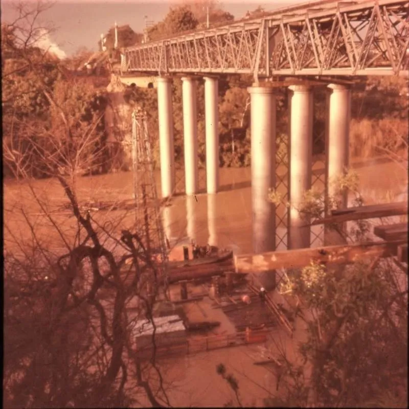 Slide - Waikato River flood at Hamilton
