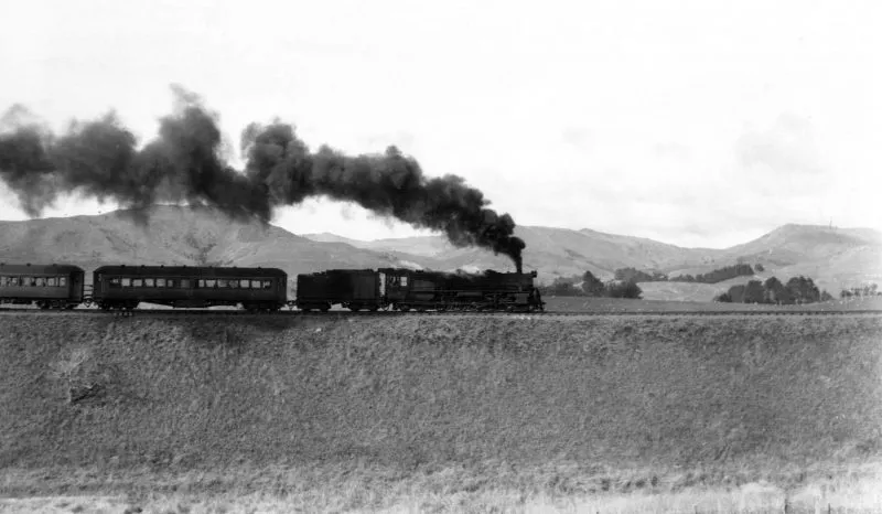 Napier-Wellington Passenger Train 1956