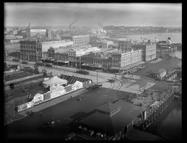 Image: Central Auckland from Firths Wharf, Quay Street, 1903