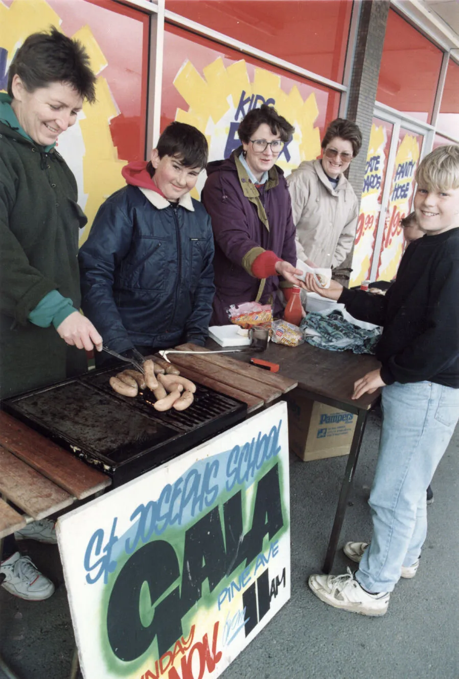 The Warehouse, 7-9 Queen Street; opening; sausage sizzle.