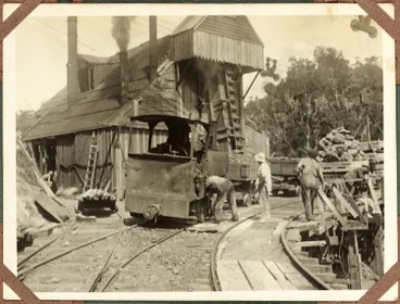Image: Crushing plant and loading platforms, Nihotupu Dam