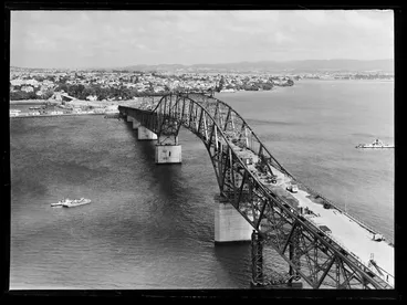 Image: Auckland Harbour Bridge, Waitemata Harbour