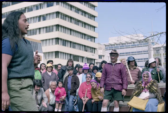 Tame Iti addressing hīkoi