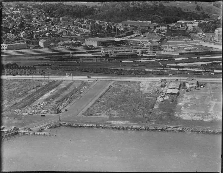 Auckland Railway Station from the air, 1930