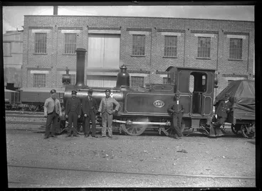 Image: D class steam Neilson locomotive, New Zealand Railways number 197 (2-4-0T).