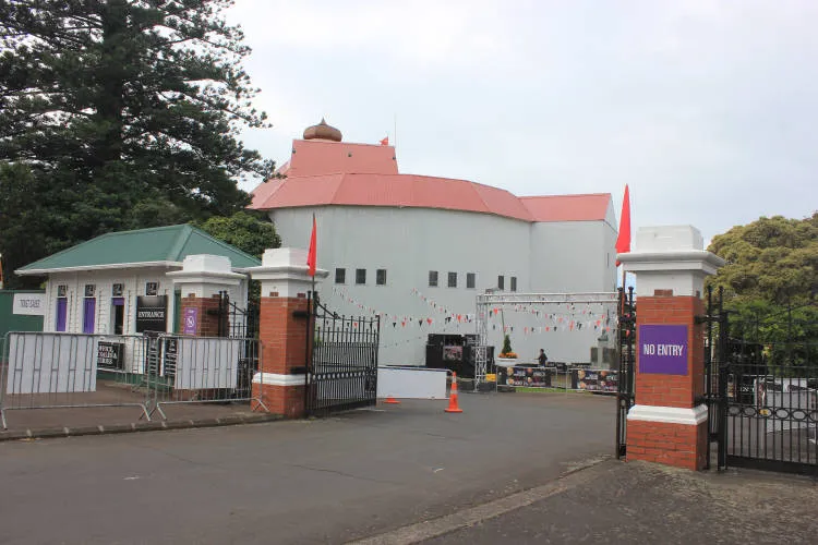 The Pop-up Globe at Ellerslie Racecourse, 2017