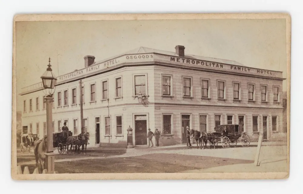 Osgood's Metropolitan Family Hotel