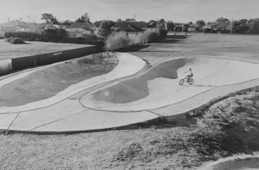 Image: 'Skatebowl graffiti', Papatoetoe, 1981.