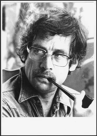 Image: Grant, Alastair, 1938- : Photograph of Maurice Shadbolt