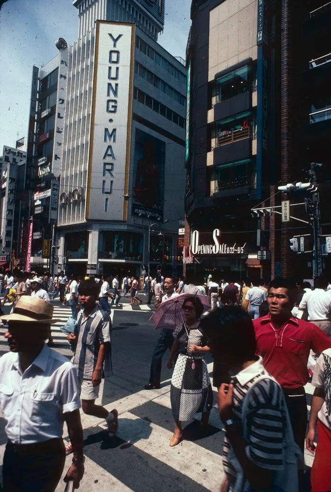 Japan series: Shinjuku street