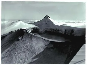 Image: Collapsed Crater Lake at top of Ruapehu