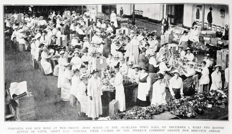 Comforts for our boys at the front: busy scene at the Auckland Town Hall on December 5