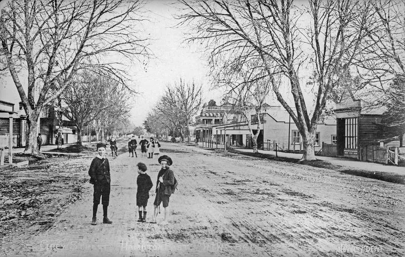 "Grey Street Hamilton East"